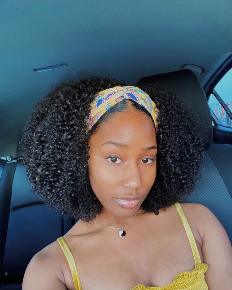 15 Chic Curly Hairstyles with Headbands for Every Occasion