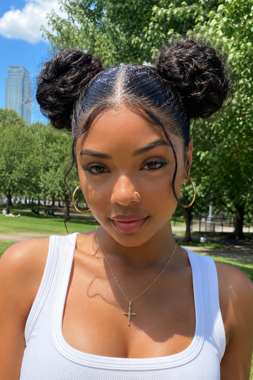 25 Concert Hair Ideas to Steal Every Crowd Photo & Reel