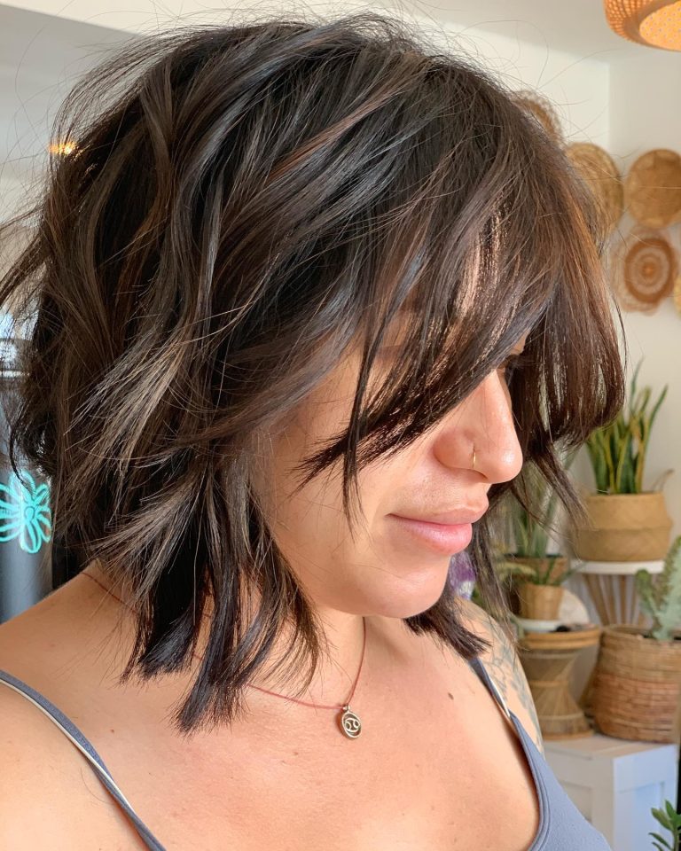 19 Trendy Short Shag Hairstyles for a Fresh, Modern Look